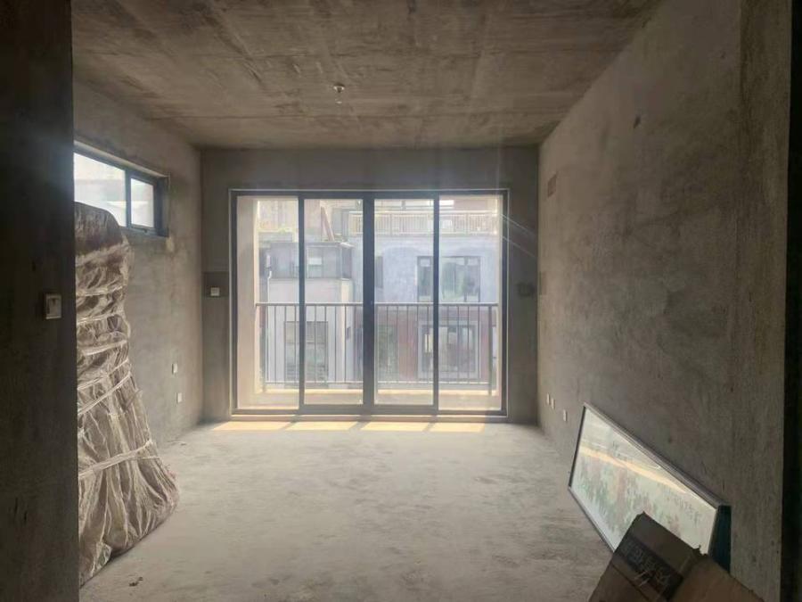 (上疊別墅)萬(wàn)科城法拍房10棟303房 (上疊別墅)萬(wàn)科城法拍房10棟303房