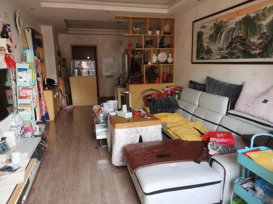 三一街區(qū)法拍房二期12棟2404號(hào)