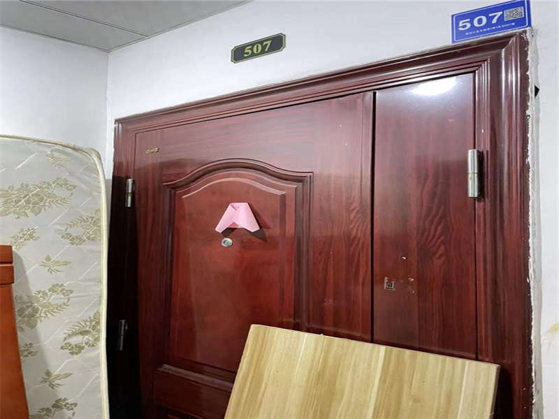 鄱陽小區(qū)豐暢苑法拍房1棟507號(hào)