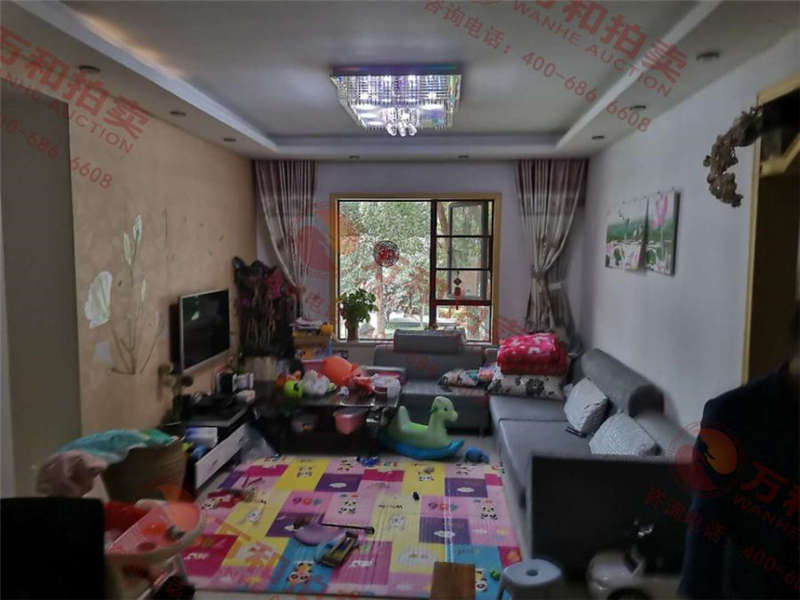 三一街區(qū)法拍房二期13、14棟201號(hào)