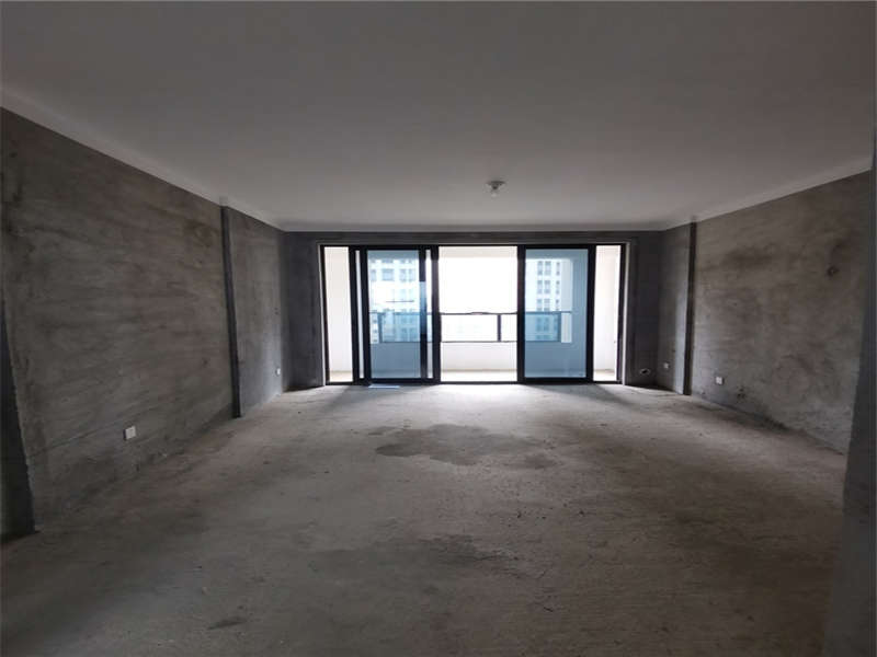 長房半島藍灣馨苑法拍房B2棟1401號