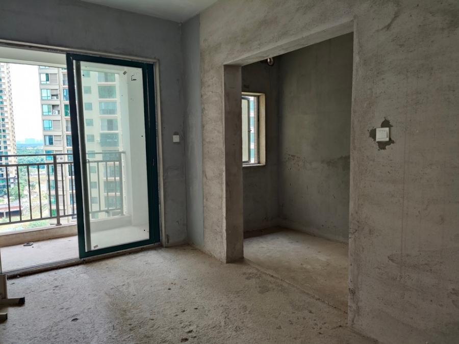 富基世紀公園法拍房五期83#棟1001室