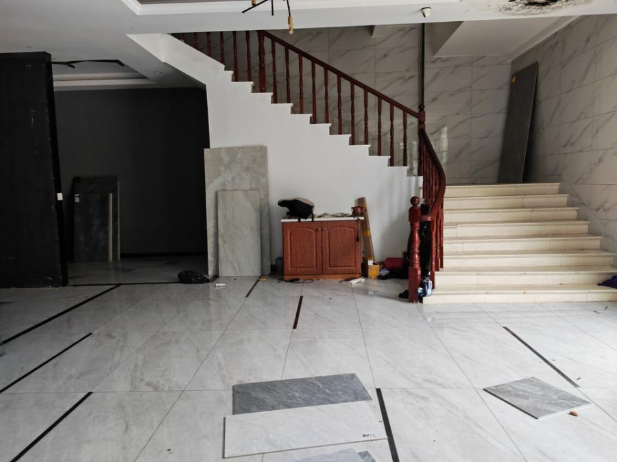 湖南高星物流園（高星物流園市場交易區(qū)）法拍房二期3-12#棟120、121、122、123室