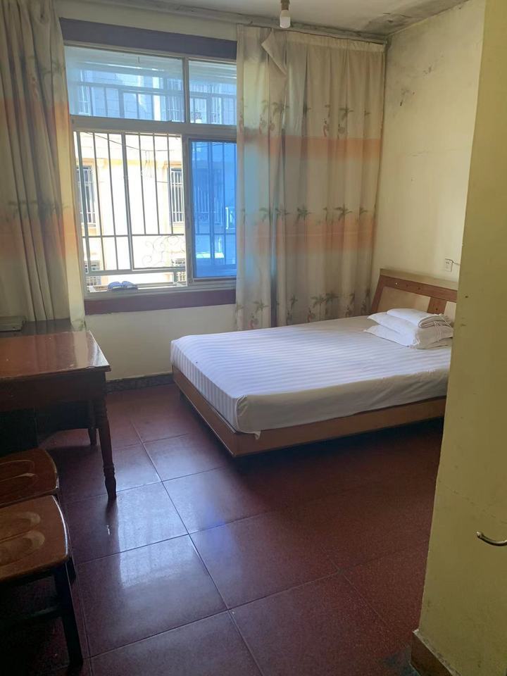 星沙鎮(zhèn)三產(chǎn)業(yè)街法拍房6片6組合3、4號101、201、301房