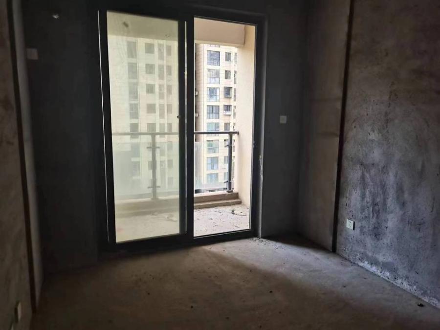 明發(fā)國際城（長沙明發(fā)商業(yè)廣場）法拍房南側住宅2棟906房