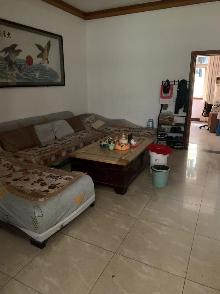 榮鑫公寓法拍房01棟201號(hào)