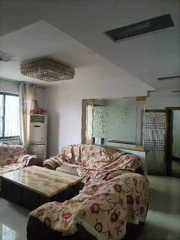 華天LOHO小鎮(zhèn)法拍房1棟2809、2810號