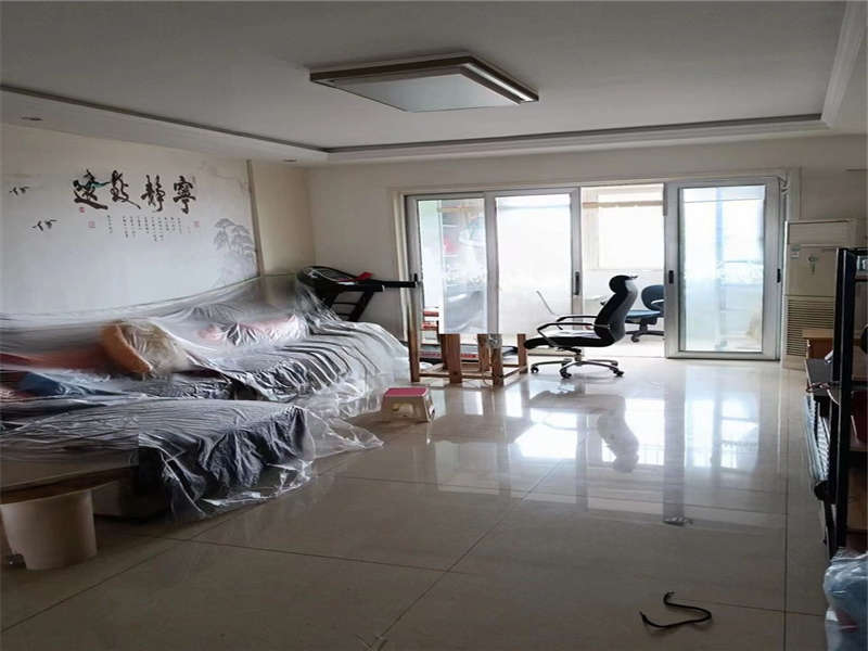 睿智園小區(qū)法拍房1、2棟1803號(hào)房產(chǎn)及室內(nèi)家具家電