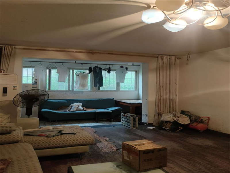 景環(huán)小區(qū)法拍房C3、C4棟104號