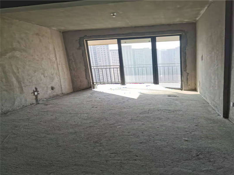 梅溪湖騎龍花園（騎龍?jiān)罚┓ㄅ姆縀1、E2棟206號(hào)（共27套房，可單獨(dú)競(jìng)拍）