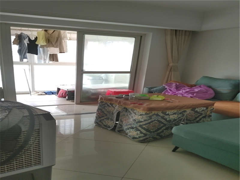 星典時(shí)代新寓法拍房7、8、9棟9-1004號(hào)