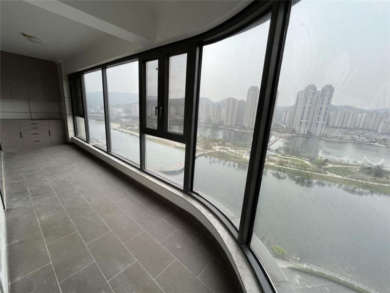 （一線湖景大平層 頂級雙學位）金茂府二期法拍房20棟1701房 低于市場價350萬