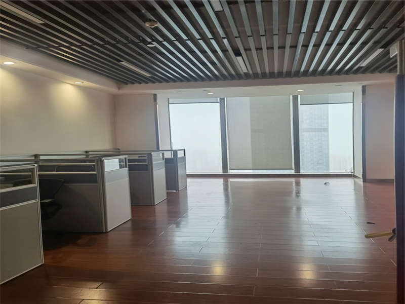 運(yùn)達(dá)中央廣場法拍房二期商務(wù)綜合樓40002房（辦公）