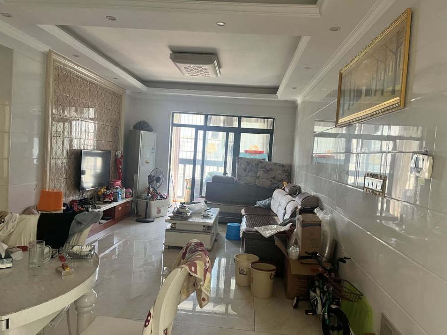 易通新城法拍房1、2棟608室