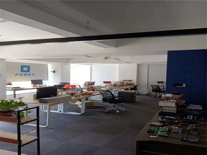 北辰鳳凰天階苑B1E1區(qū)法拍房1-10棟及地下車庫、連接平臺(tái)3040（雙學(xué)區(qū)）