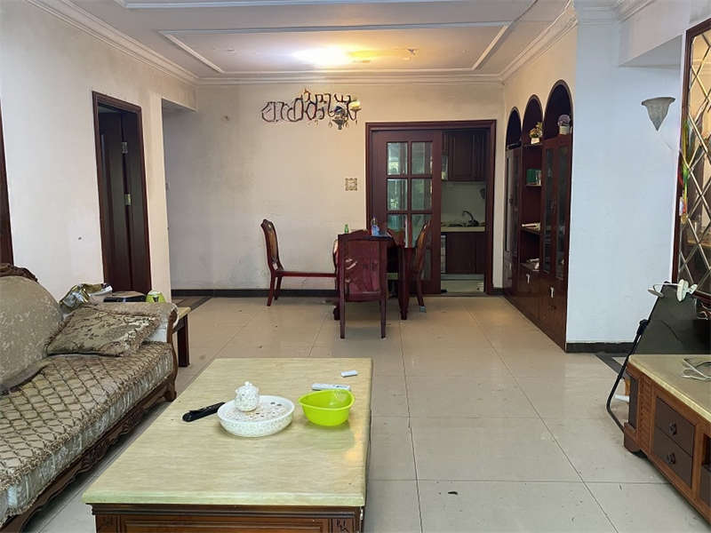 恒大名都法拍房20、21、22棟505室