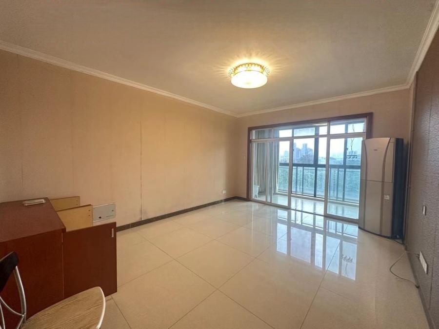 藏瓏湖上國際花園法拍房1-1、1-2、1-3棟6003