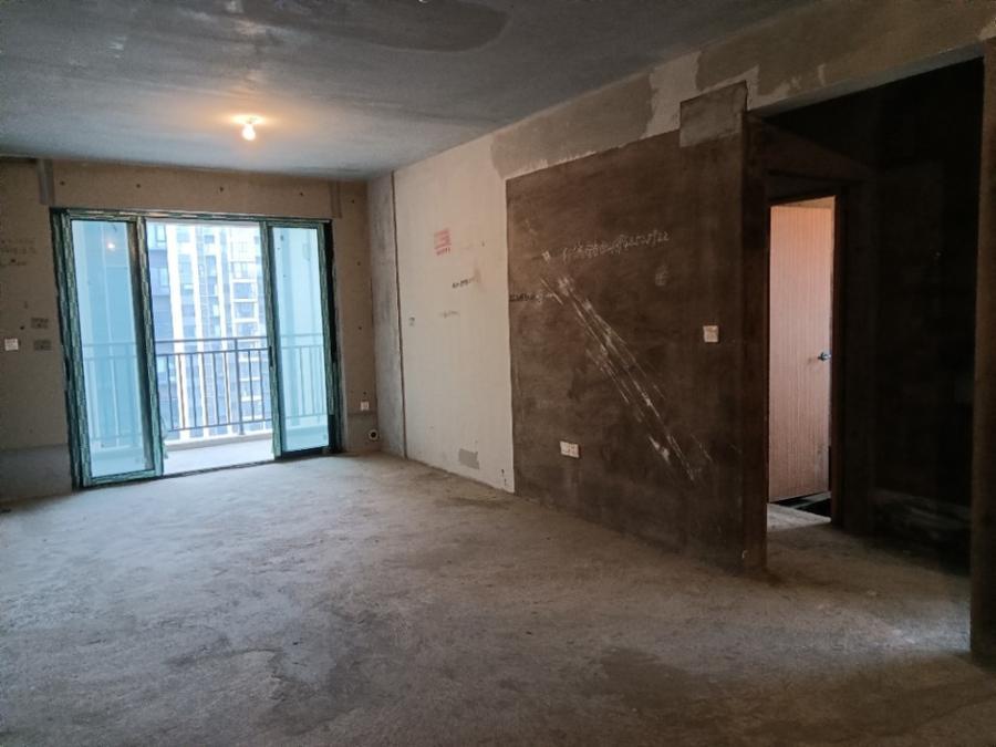 （尖山湖）金僑風(fēng)華府法拍房4棟203號房