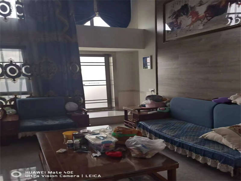 佳兆業(yè)水岸新都法拍房76、77棟406房