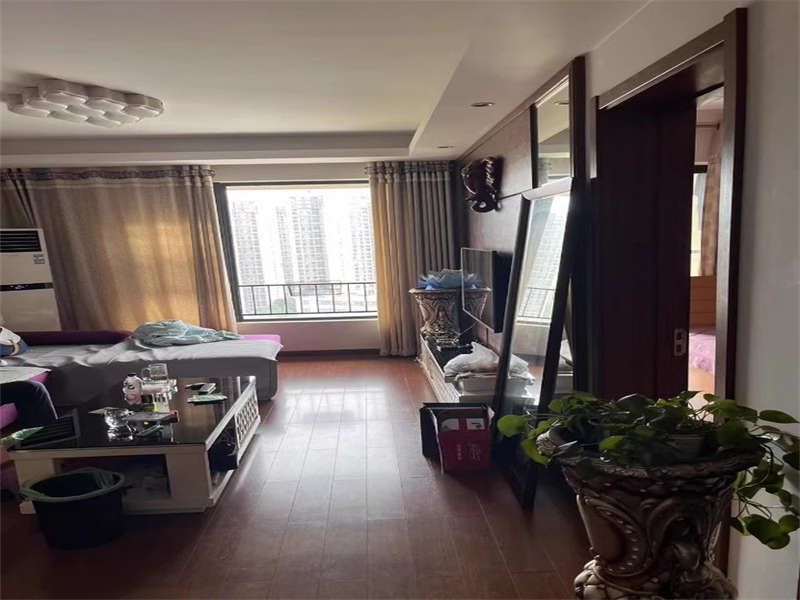 萬(wàn)科金域華府法拍房三、四期2棟、3棟、商業(yè)B區(qū)2414號(hào)