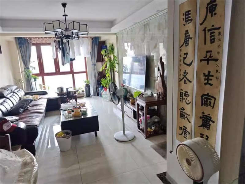 綠地新都會(huì)佳苑法拍房2棟2704號