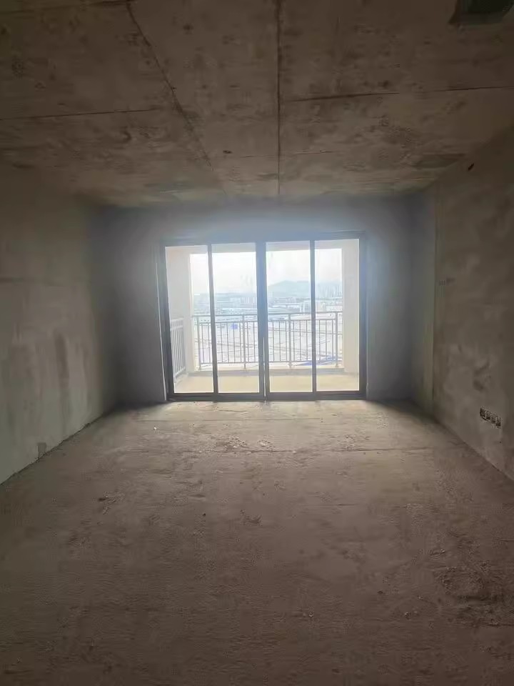 山水藍(lán)天法拍房28#棟1501號(hào) 山水藍(lán)天法拍房28#棟1501號(hào)