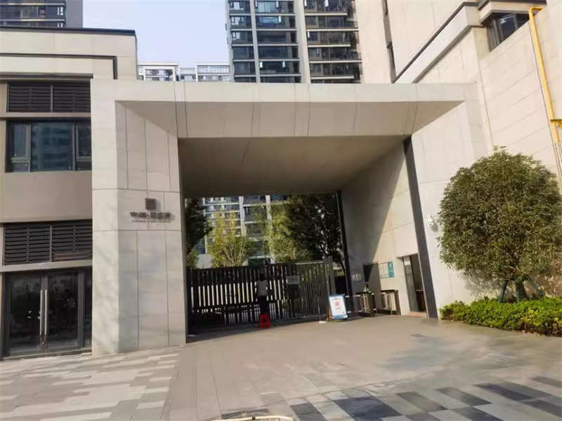 中海閱溪府（中海湖潤(rùn)家園）法拍房二期15棟2505（雙學(xué)區(qū)）