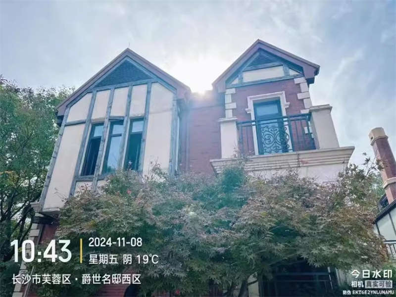 爵世名?。ň羰棵。┓ㄅ姆?27棟102房（別墅）