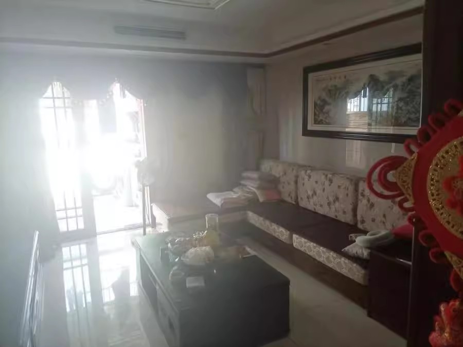 尚東紫郡新寓法拍房E棟1613、1614