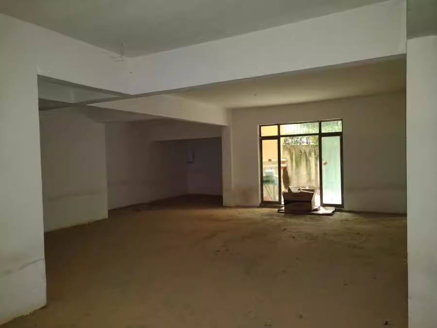 利海米蘭春天（利海世紀(jì)綠洲花園）法拍房小高層區(qū)2棟101