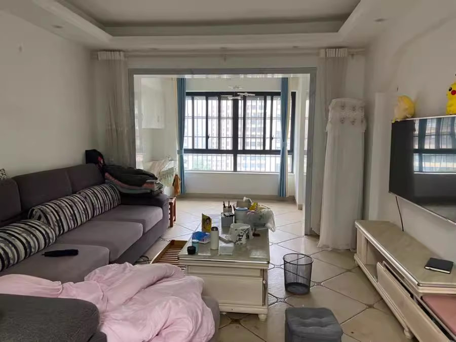 （地鐵口 雙學(xué)區(qū)）勤誠達(dá)新界法拍房H5棟1102號(hào)房