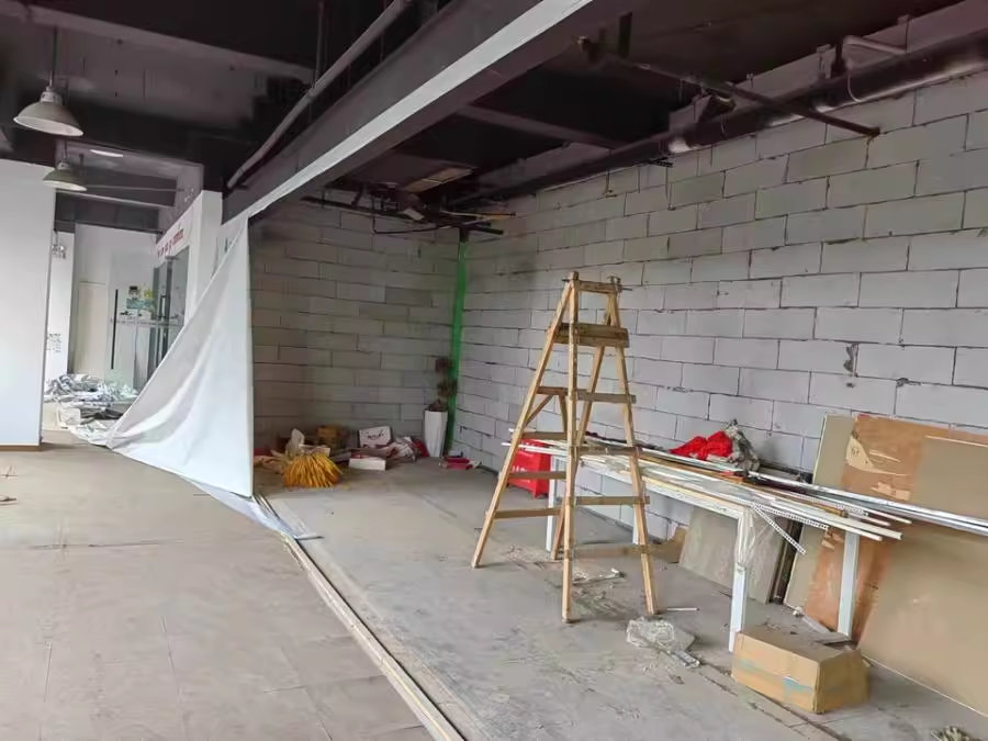 （大學(xué)城）南麓大廈法拍商業(yè)201號、202號