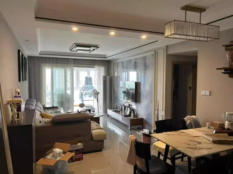 （雙學區(qū)）時代傾城三期（玫瑰園社區(qū)四）法拍房52-53棟802室