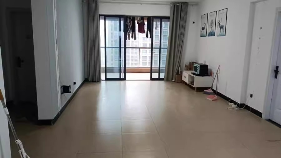 (7折)榮悅臺(tái)(南湖花園)法拍房6棟1803房 (7折)榮悅臺(tái)(南湖花園)法拍房6棟1803房