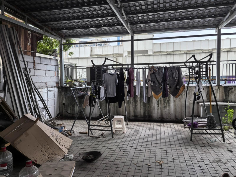 (超大露臺(tái) 疊墅)陽光壹佰新城法拍房3-4棟302號(hào)房 (超大露臺(tái) 疊墅)陽光壹佰新城法拍房3-4棟302號(hào)房