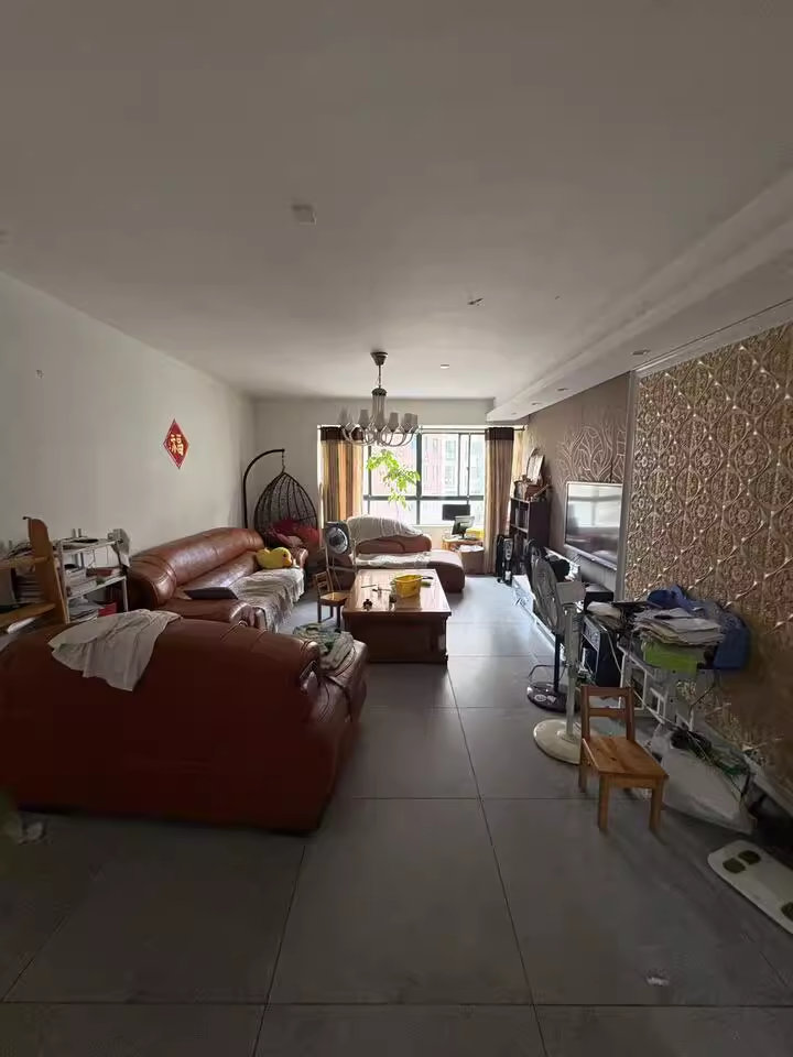 （8.5折）華盛世紀(jì)新城法拍房9棟1001室