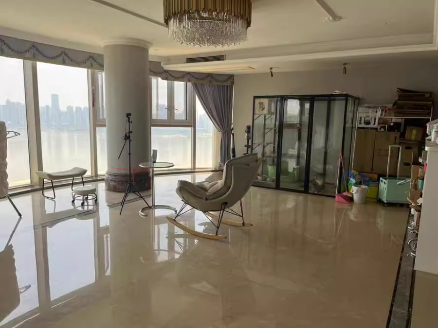 （一線江景）湘江世紀(jì)城湘江豪庭法拍房6棟3202號