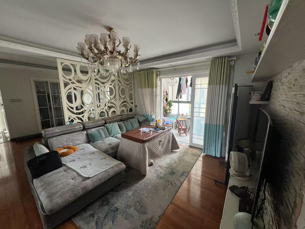 （大4房）弘德好萊城（宜居雅苑）法拍房5、7、8、9、10棟3015號(hào)房