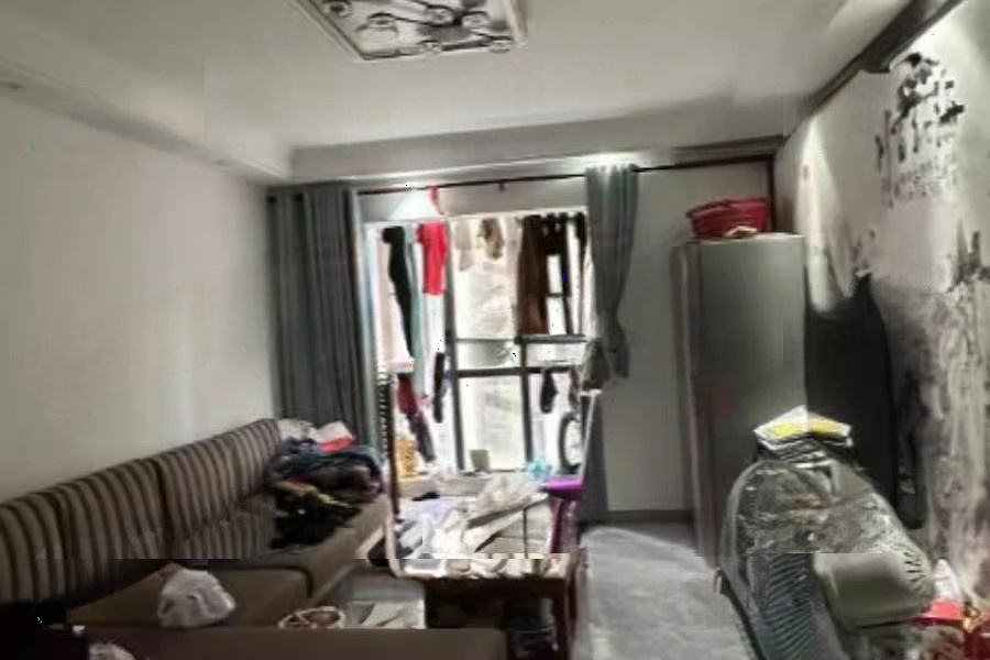 中航城國際社區(qū)法拍房1-3棟504號(hào)